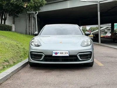 Porsche Panamera 2021, 68000 км, за 508000 CNY