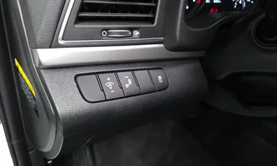 Hyundai Avante 2018, 45467 км, за 12990000 KRW - фото 17