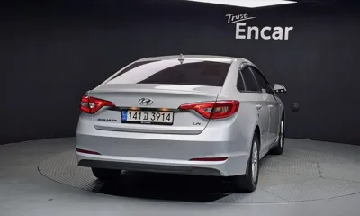 Hyundai Sonata 2015, 288480 км, за 3690000 KRW