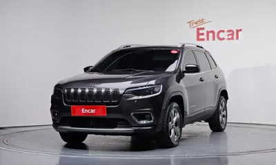 Jeep Cherokee · 2020 год