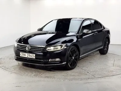 Volkswagen Passat · 2018 год