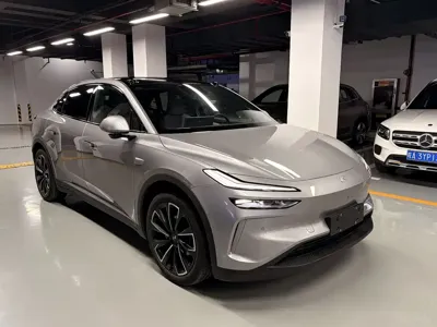 ONVO ONVO L60 2025, 12000 км, за 162000 CNY