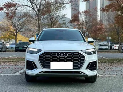 Audi Q5L 2022, 61000 км, за 173800 CNY - фото 8