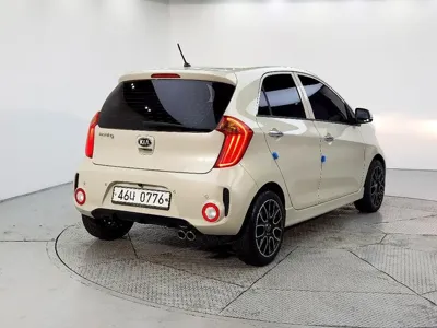 Kia Morning 2016, 137861 км, за 4200000 KRW