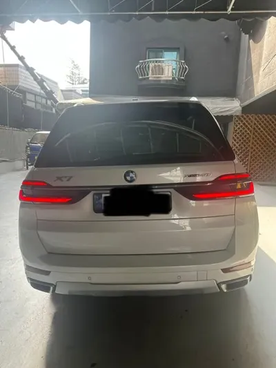 BMW X7 · 2024 год