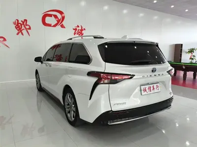 Toyota Sienna 2023, 90000 км, за 206000 CNY - фото 6