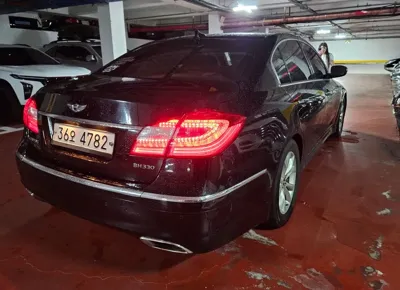 Hyundai Genesis 2012, 143810 км, за 3300000 KRW - фото 2