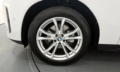 BMW X3 2025, 5421 км, за 73000000 KRW - фото 5