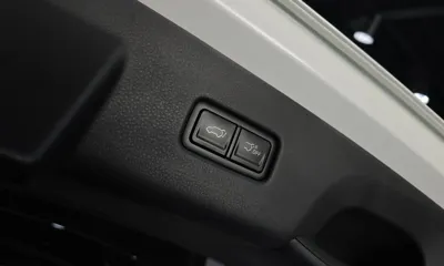 Kia Canival 2025, 5961 км, за 43900000 KRW - фото 21