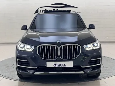 BMW X5 · 2022 год