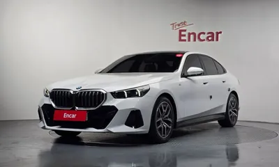 BMW 5-Series · 2024 год