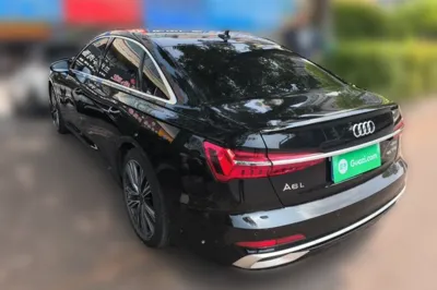 Audi A6L 2024, 38300 км, за 256147.48 CNY
