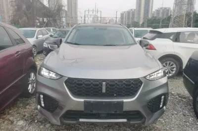 WEY VV7 2017, 105400 км, за 43060.13 CNY