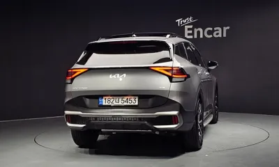 Kia Sportage 2023, 12672 км, за 35600000 KRW