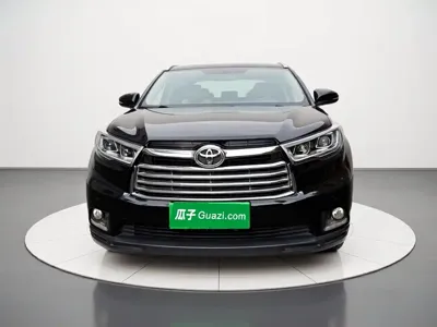 Toyota Highlander 2017, 144800 км, за 72400 CNY