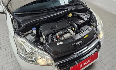 Peugeot 208 2016, 48344 км, за 5900000 KRW - фото 6