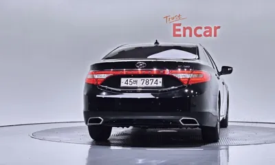 Hyundai Grandeur 2017, 125996 км, за 8990000 KRW