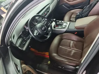 Audi A6L 2018, 174700 км, за 100700 CNY - фото 16