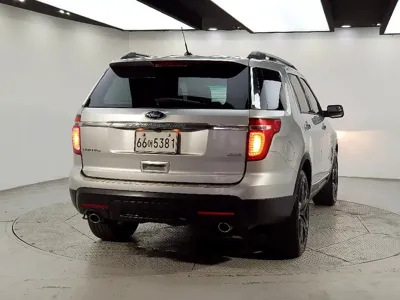 Ford Explorer 2013, 126000 км, за 4790000 KRW