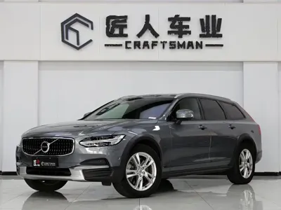 Volvo V90 · 2017 год