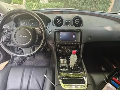 Jaguar XJ 2017, 81900 км, за 100000 CNY - фото 13