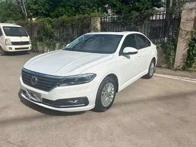 Volkswagen Lavida 2020, 49000 км, за 52800 CNY