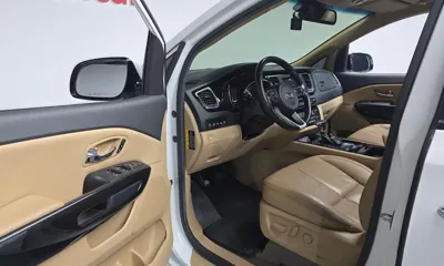 Kia Canival 2017, 134683 км, за 12990000 KRW - фото 10