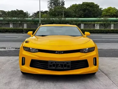 Chevrolet Camaro 2017, 70000 км, за 97800 CNY
