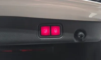 Mercedes-Benz E-Class 2017, 51321 км, за 30490000 KRW - фото 20