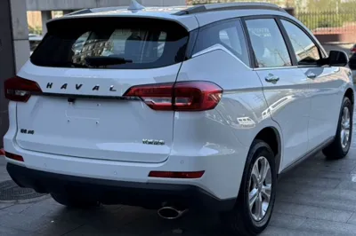 Haval M6 2018, 89200 км, за 39645.76 CNY