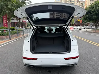 Audi Q5L 2021, 30000 км, за 139800 CNY - фото 6