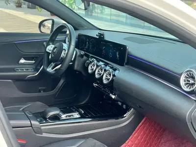 Mercedes-Benz A-Class 2020, 129000 км, за 79800 CNY - фото 9