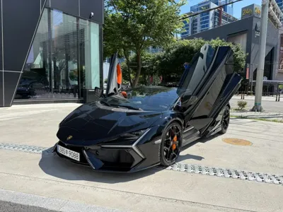 Lamborghini Revuelto 2025, 1900 км, за 933690000 KRW