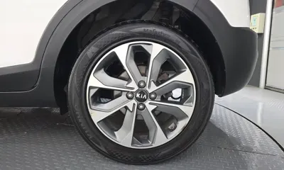 Kia Stonic 2018, 102912 км, за 10000000 KRW - фото 5