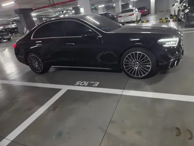 Mercedes-Benz E-Class · 2025 год