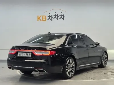 Lincoln Continental 2018, 105639 км, за 15390000 KRW