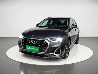 Audi Q3 · 2021 год