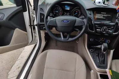 Ford Focus 2017, 84700 км, за 33439.21 CNY - фото 7