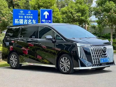 GAC Motor Trumpchi M8 2025, 27000 км, за 168000 CNY