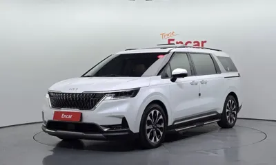 Kia Canival · 2023 год