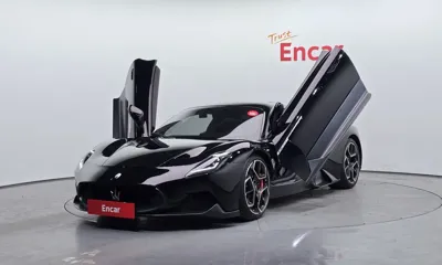 Maserati MC20 · 2022 год