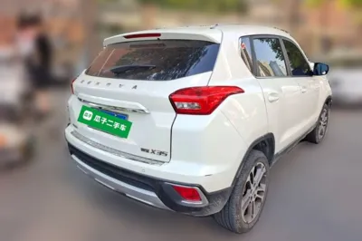 BAIC Senova X35 2016, 140400 км, за 27504.58 CNY - фото 6