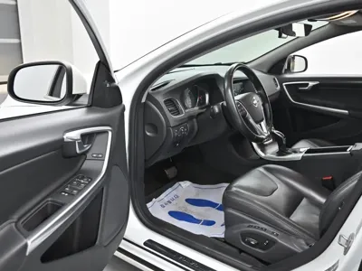 Volvo V60 2016, 61127 км, за 9900000 KRW - фото 8