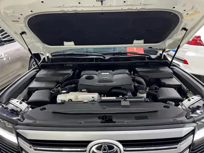 Toyota Land Cruiser 2024, 30000 км, за 698000 CNY - фото 10