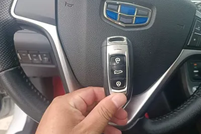 Geely Auto Emgrand 2018, 94900 км, за 33452.81 CNY - фото 23