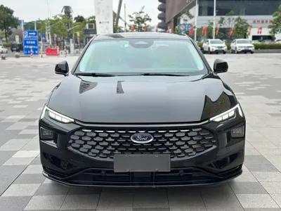 Ford Mondeo 2023, 39200 км, за 78400 CNY - фото 2