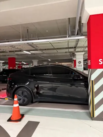 Tesla Model Y 2025, 13342 км, за 61500000 KRW - фото 6