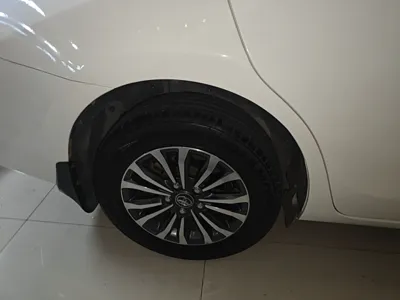 Toyota Corolla 2018, 119700 км, за 58557.71 CNY - фото 10