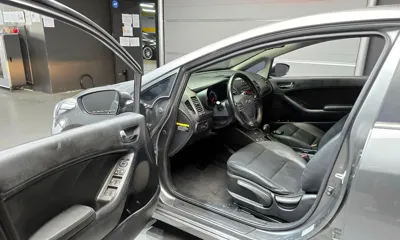 Kia K3 2015, 129705 км, за 6300000 KRW - фото 11