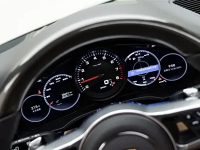 Porsche Cayenne 2022, 38000 км, за 483000 CNY - фото 22